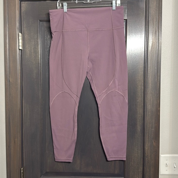 Athleta Pants - Athleta Rise Up Rib 7/8 Tight Size XL EUC